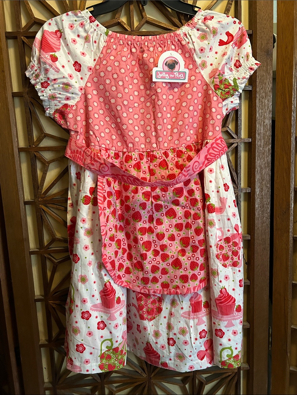 Jelly The Pug Pink Cupcake Cake Strawberry Print Dress Size 10 NWT